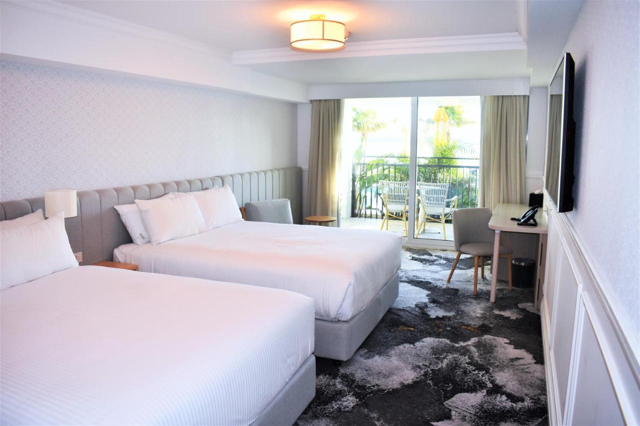 The Beachcomber Hotel & Resort, Ascend Hotel Collection Тукли Екстериор снимка A room at the hotel
