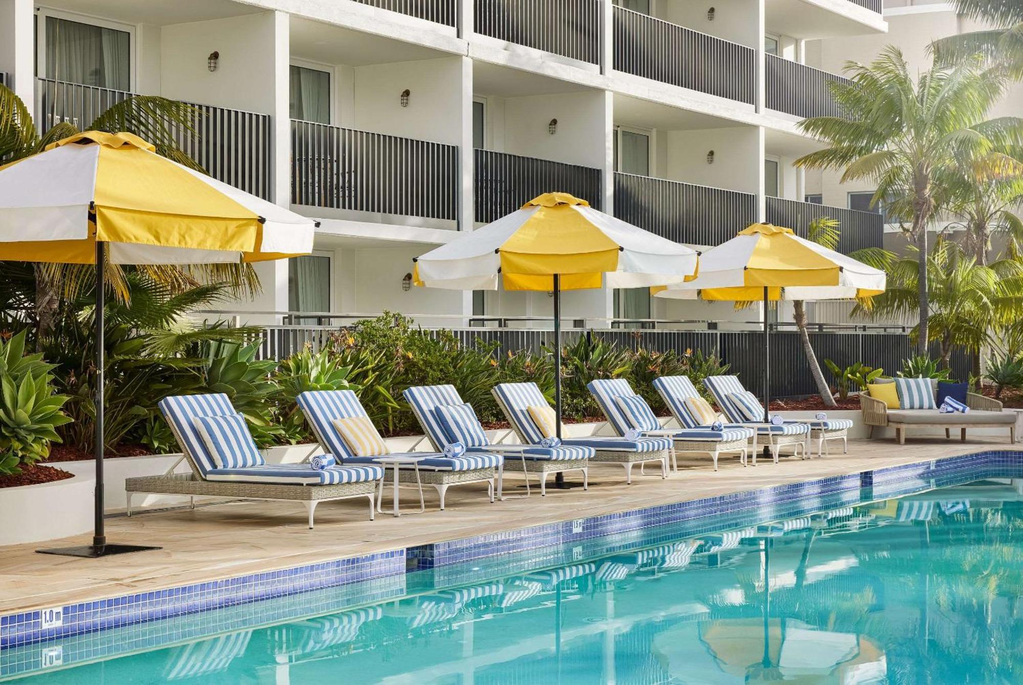The Beachcomber Hotel & Resort, Ascend Hotel Collection Тукли Екстериор снимка The pool at The Standard, East Village